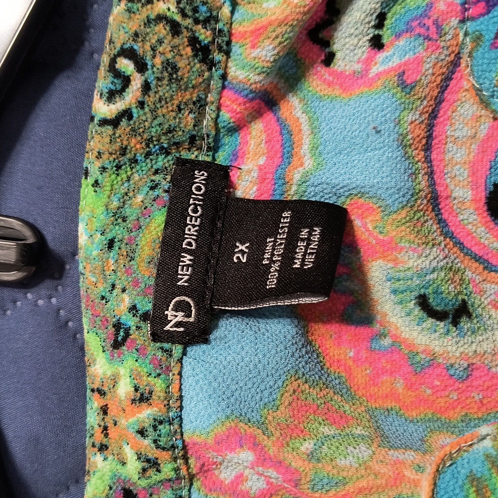 Colorful, gorgeous blouse - Picture 3 of 3
